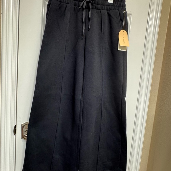 Blogilates Travel Trouser Sweats -Jet Black - Picture 3 of 8